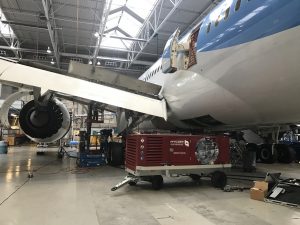 A rented hydraulic ground support unit performing aircraft maintenance on narrow body, wide body and wide body 5000 PSI airplanes