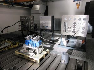 Hydraulic system for testing hydraulic components
