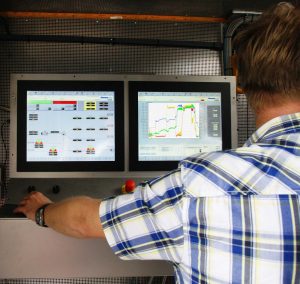 Control panel of the test bench for hydraulic pumps and motors